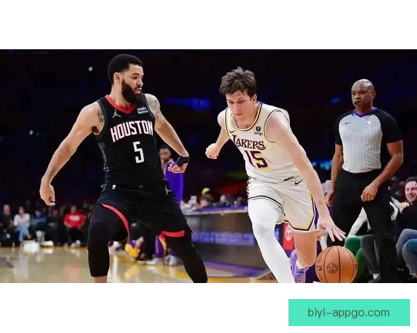 今夏多支球队欲挖角湖人球员 可能为里夫斯开出顶薪级短期合同 今夏多支球队欲挖角湖人球员 可能为里夫斯开出顶薪级短期合同